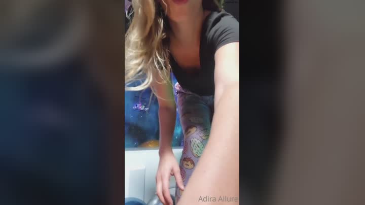 Adira Allure Onlyfans Outrageous Virgin Fucks Vagina Fappy