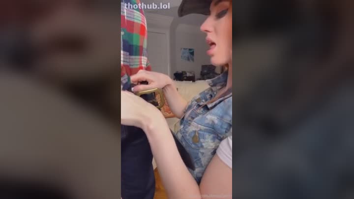 Video Amouranth Hardcore Reverse Cowgirl Fuck Fappy